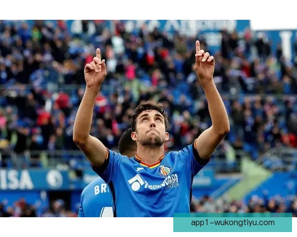 西甲足球俱乐部赛事精彩直播深度分析与最新战况实时更新